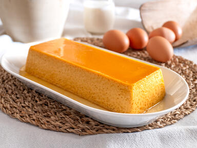 Es ist ein köstliches Löffeldessert, das typisch f...
