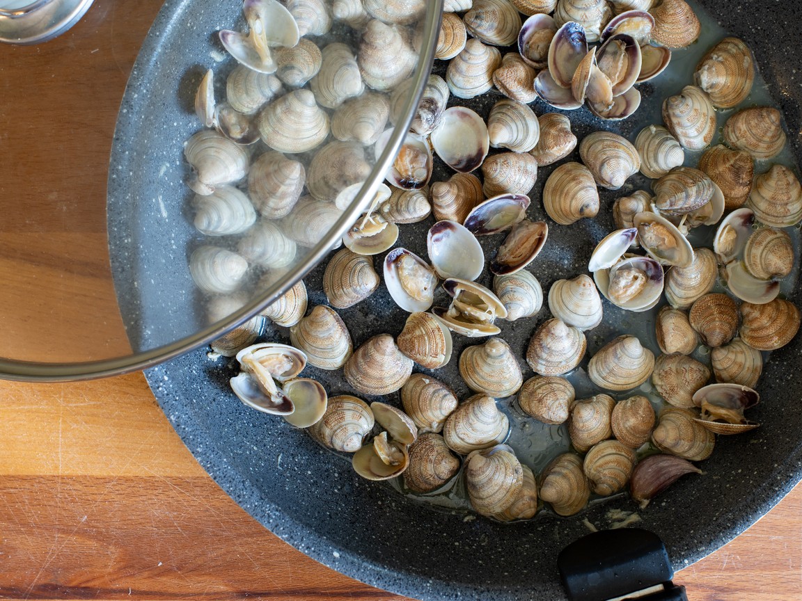 Fregola mit Venusmuscheln - Schritt 2
