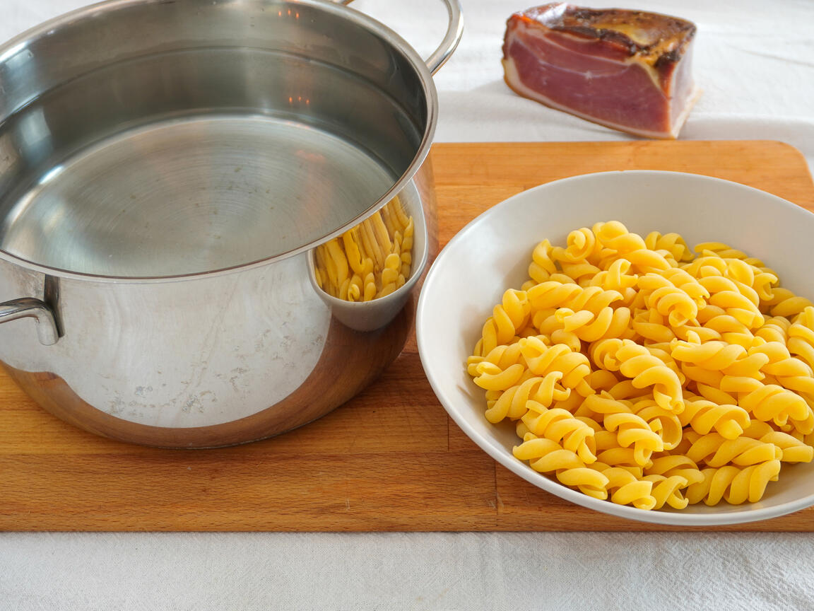 Fusilli mit Speck und Mangold - Schritt 3