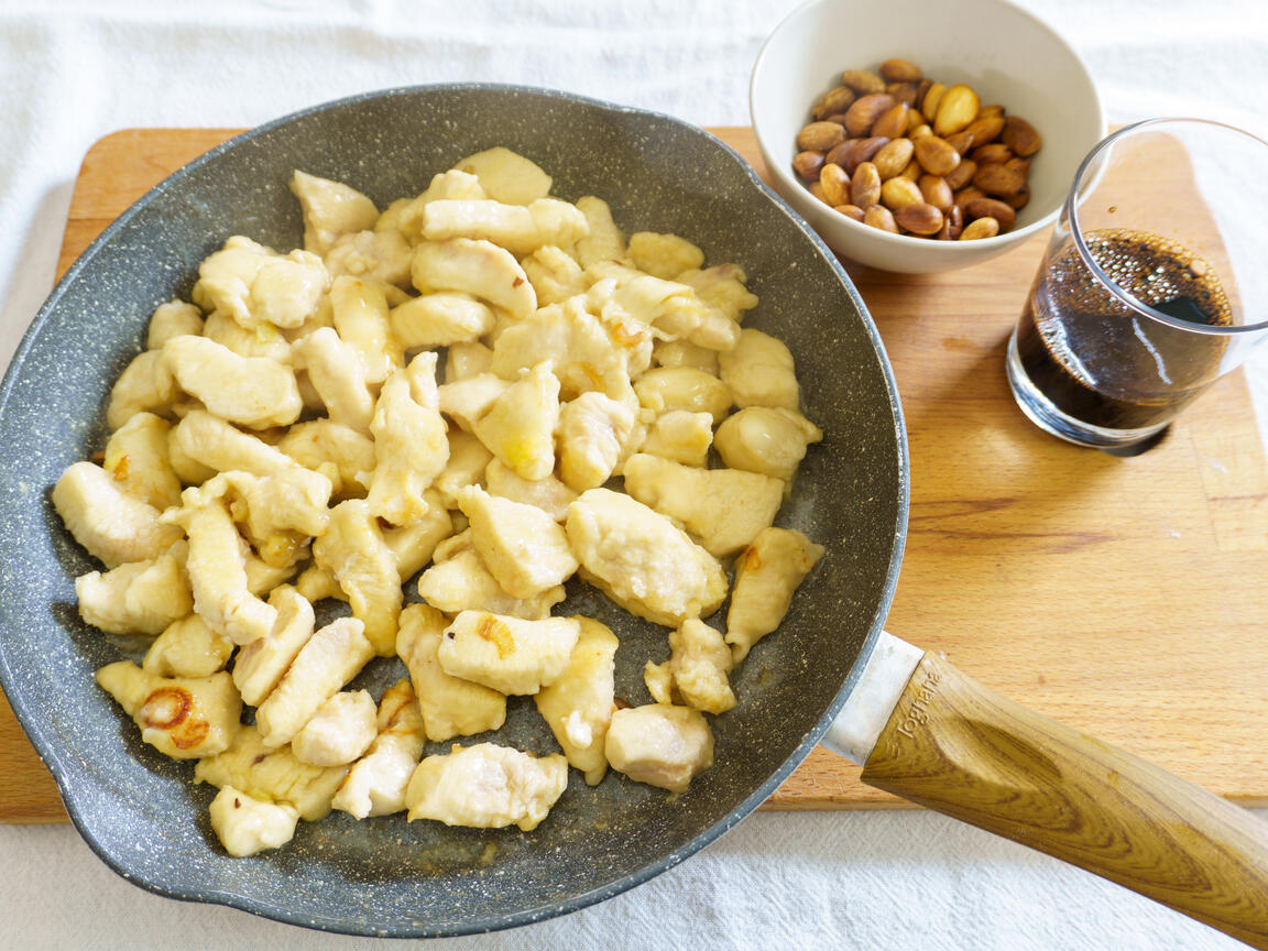 Hähnchen mit Mandeln - Schritt 5