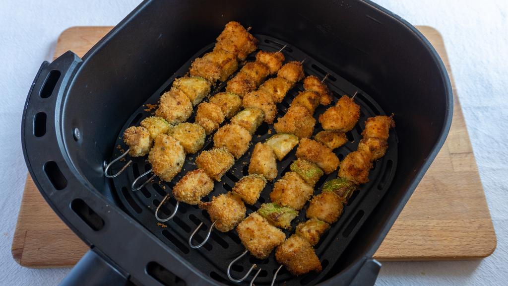 Hähnchen-Zucchini-Spieße aus der Heißluftfritteuse - Schritt 7