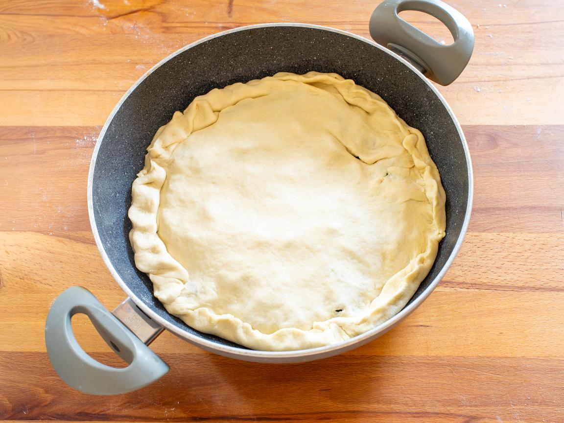 Herzhafter Pfannenkuchen mit Mangold und geräucherter Scamorza - Schritt 9