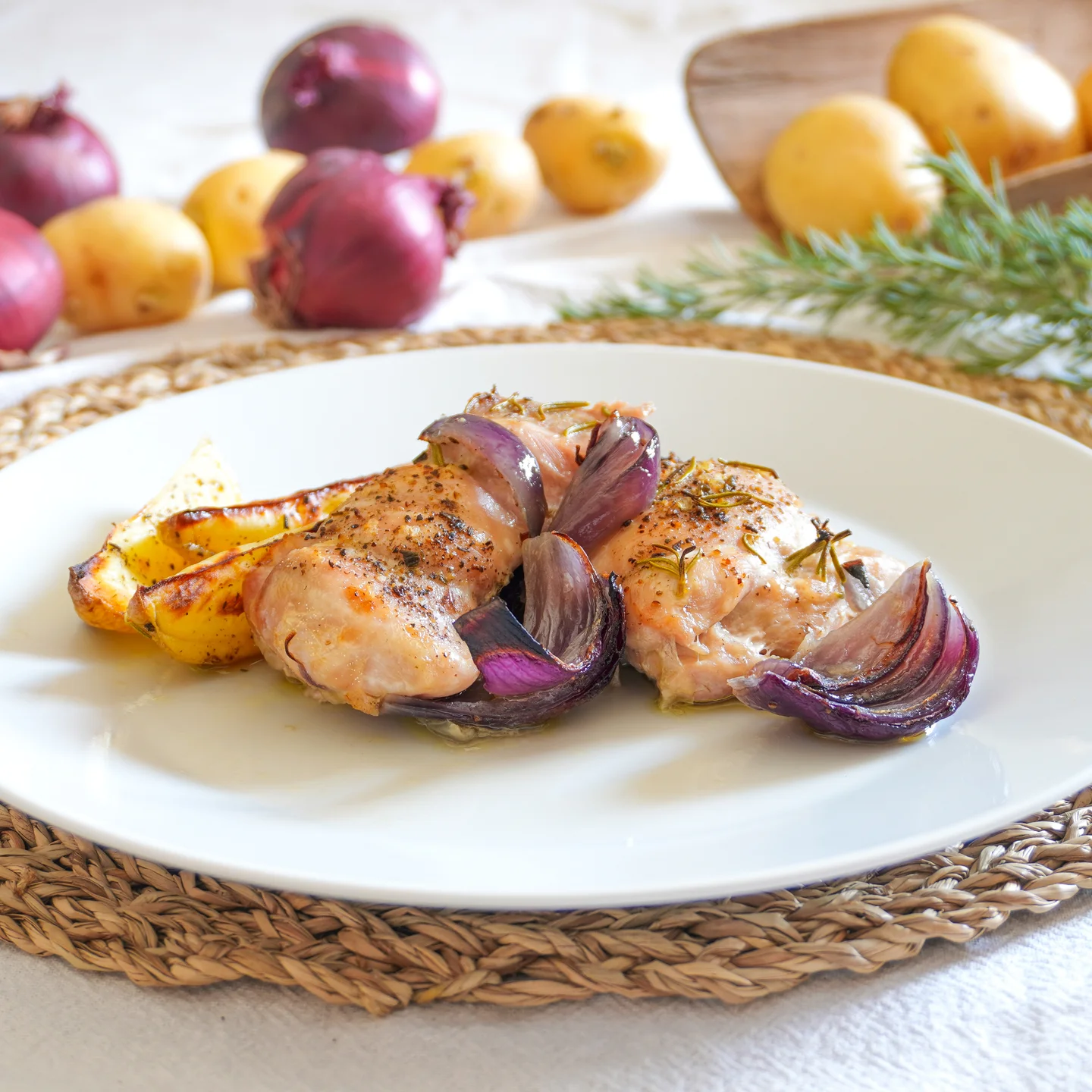 Rezept Ofenhuhn mit Zwiebeln und Kartoffeln