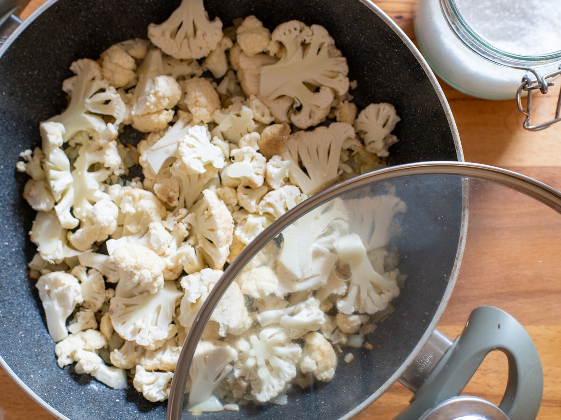 Pasta mit Blumenkohl-Walnuss-Creme - Schritt 3