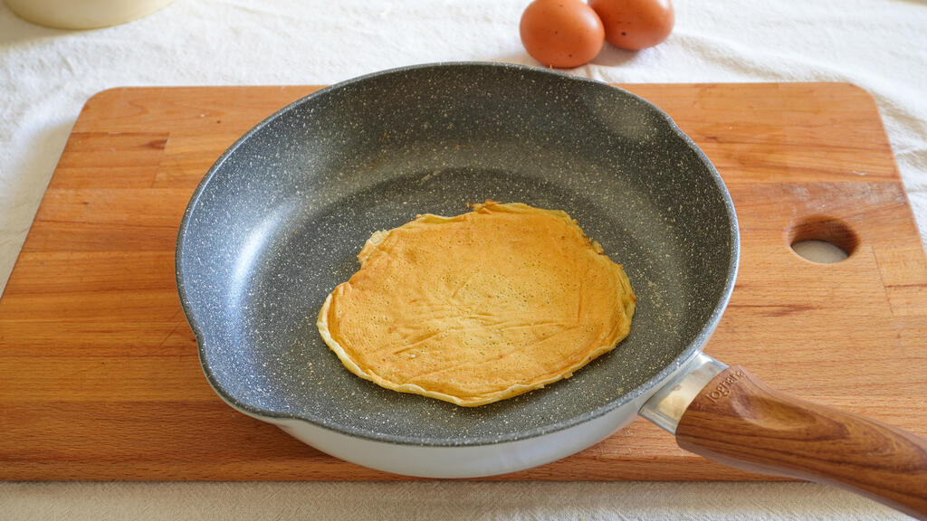Pfannkuchen mit Honig und Nüssen - Schritt 3