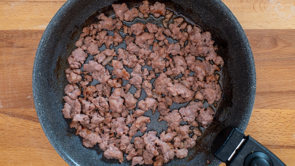Risotto mit rotem Radicchio und Wurst