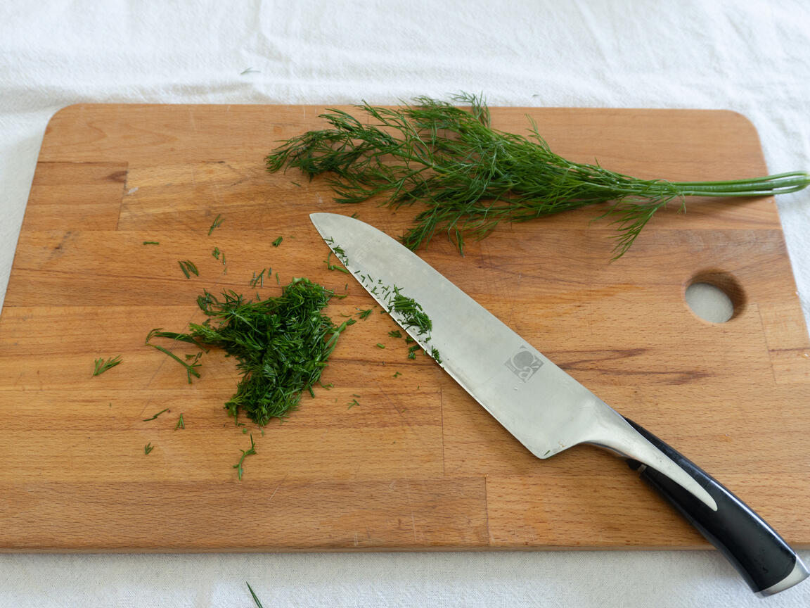 Spaghetti mit Sardellenextrakt und Dill - Schritt 4