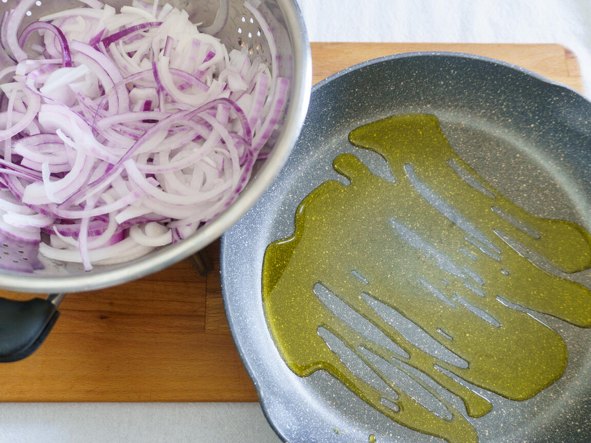 Tagliatelle mit Tropea-Zwiebeln - Schritt 2