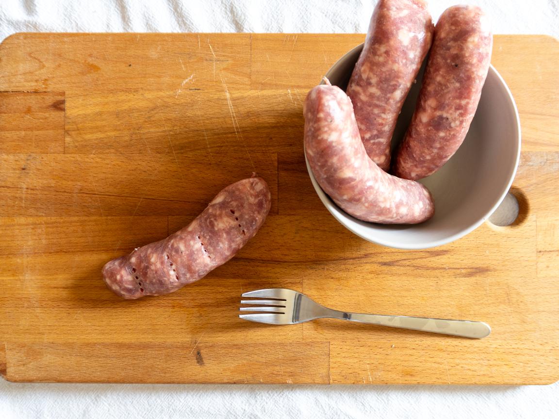 Wurst und Kartoffeln in der Heißluftfritteuse - Schritt 3
