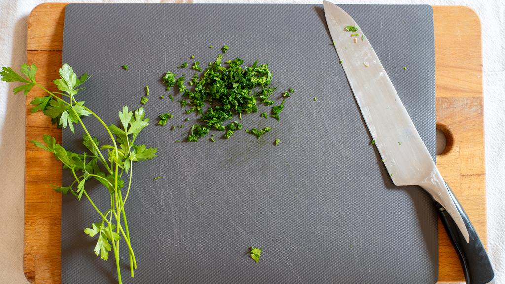 Pasta mit Butter und Sardellen