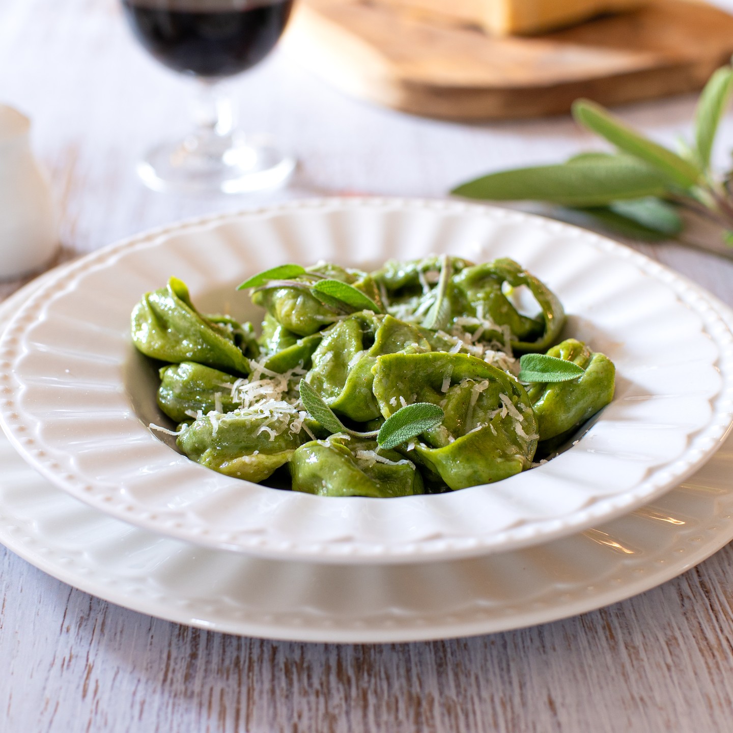 Balanzoni Bolognesi: the Traditional Recipe for Stuffed Green Pasta