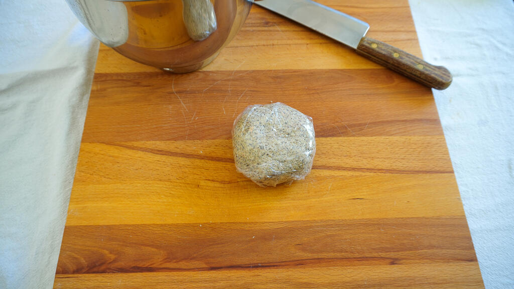 Buckwheat pappardelle with Asiago cheese fondue and walnuts - step 2