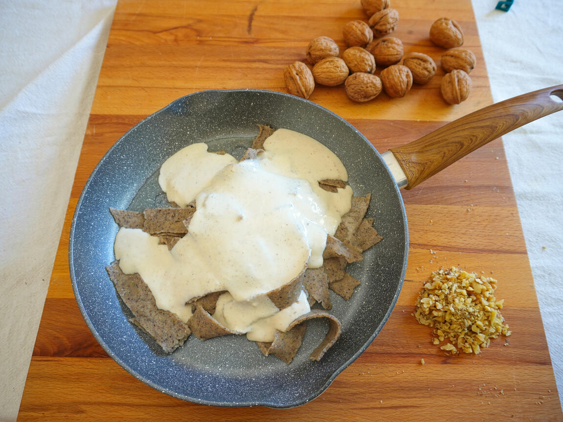 Buckwheat pappardelle with Asiago cheese fondue and walnuts - step 7