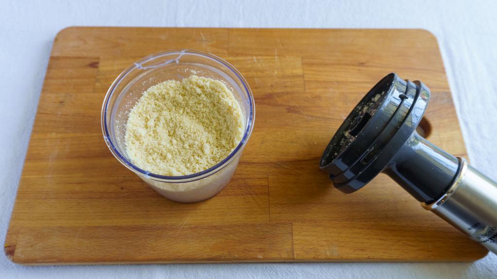 Caprese Cake - step 1