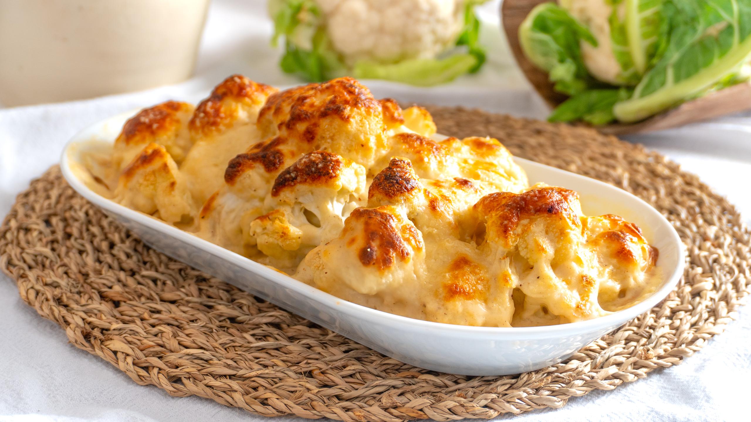 Cauliflower au gratin with béchamel