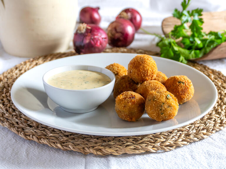 A tasty and crispy alternative to classic meatball...