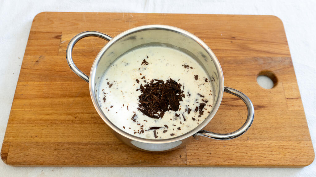 Chocolate Mousse - step 3
