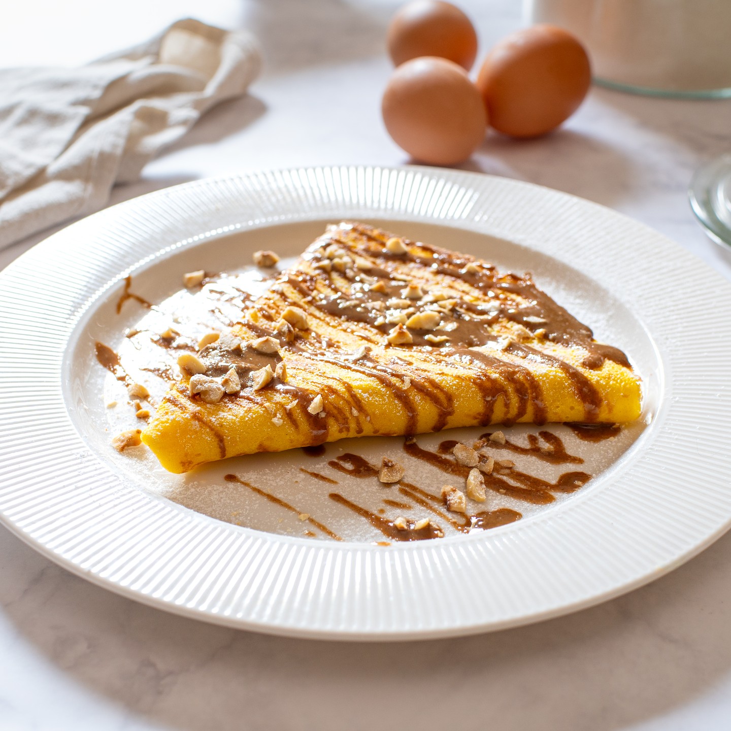 Hazelnut cream crepes: easy and delicious recipe