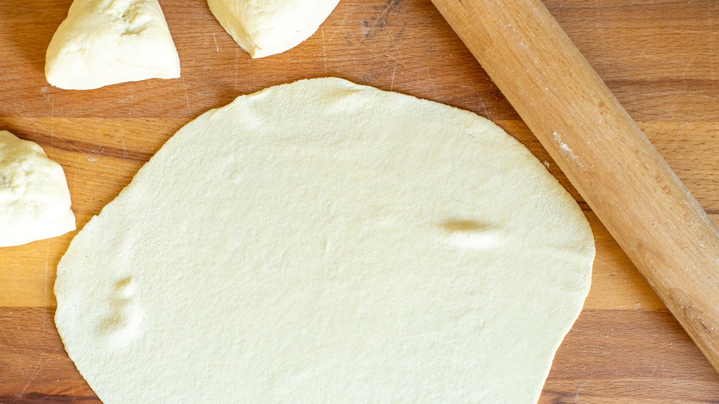 Crispy Semolina Flatbreads - step 3