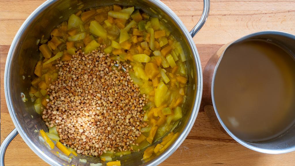 Fregola with pumpkin and potatoes