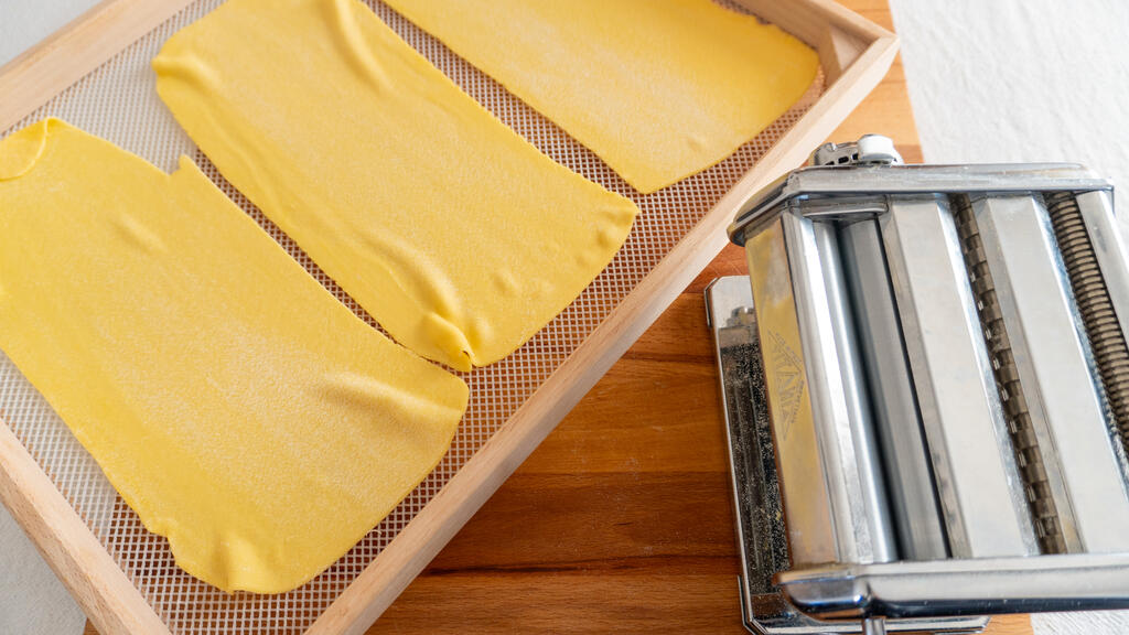 Fresh egg pasta - step 3