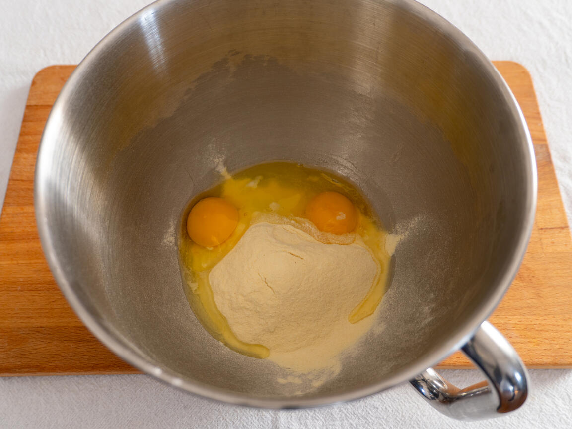 Fresh egg pasta - step 1