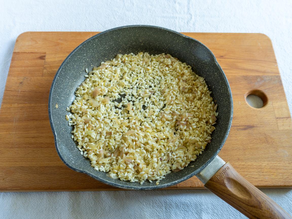 Gorgonzola and Prosciutto Risotto - step 3
