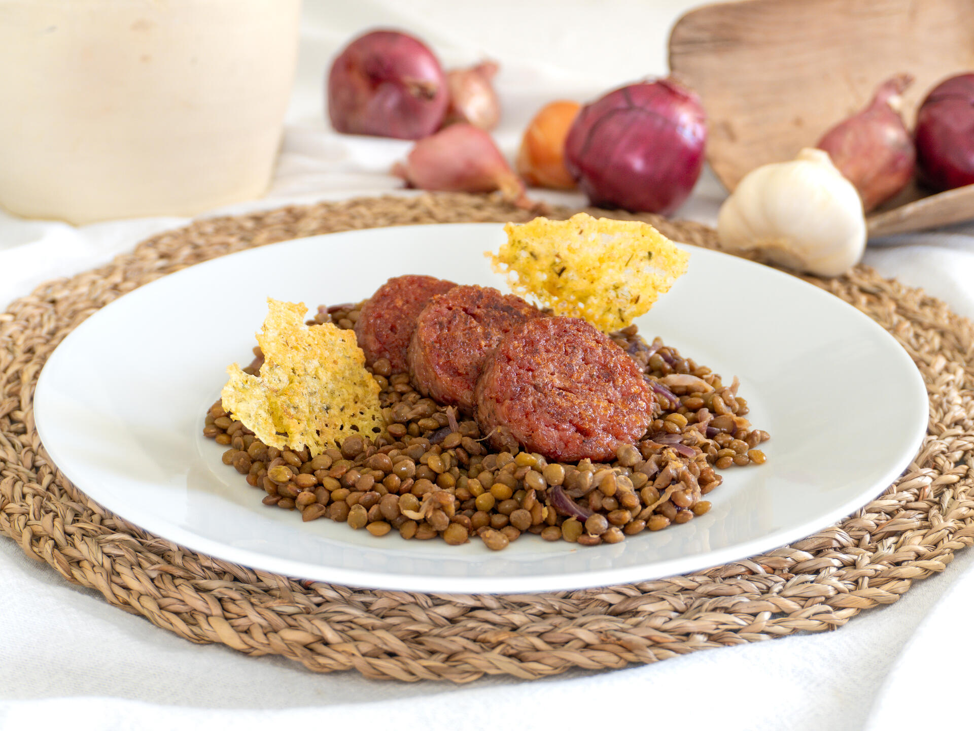 Grilled cotechino with lentils
