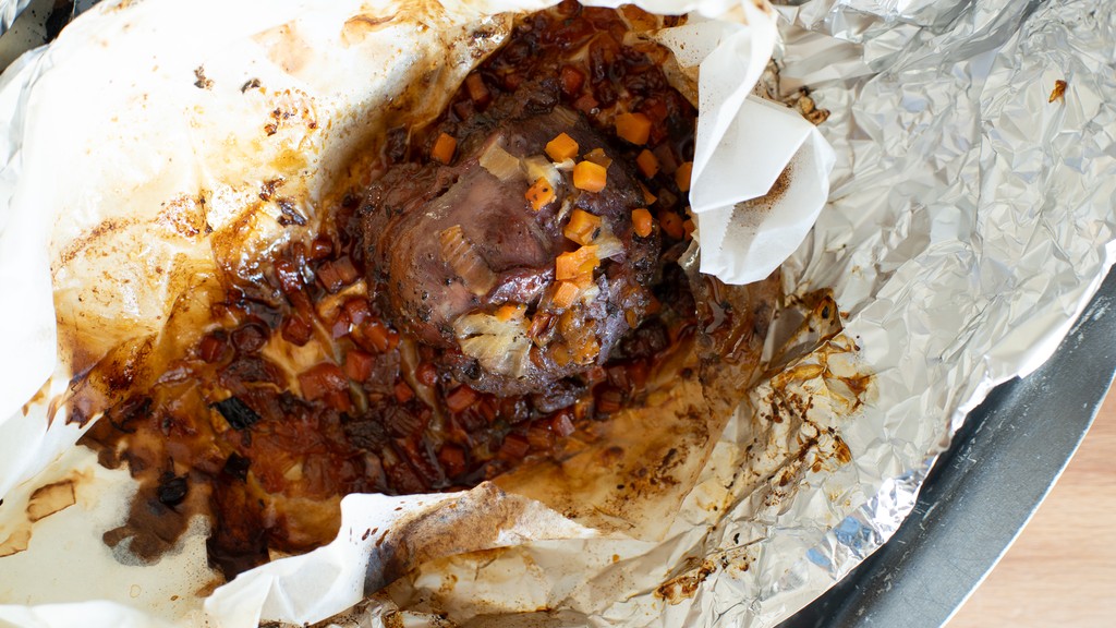Honey-glazed pork cheek - step 4