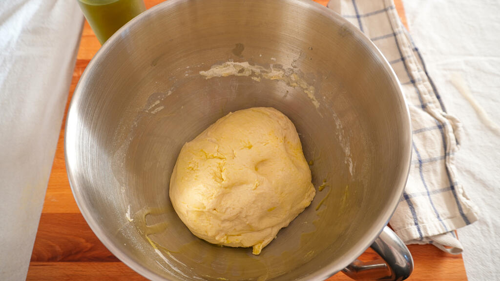 Neapolitan pizza - step 2