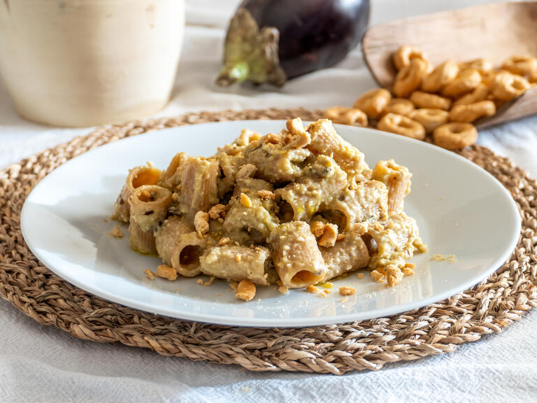 It is a creamy and flavorful first course, perfect...