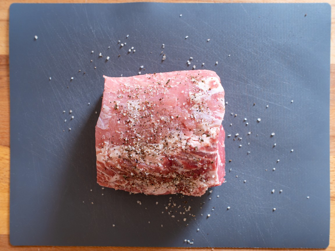 Pork loin with beer and sage - step 1