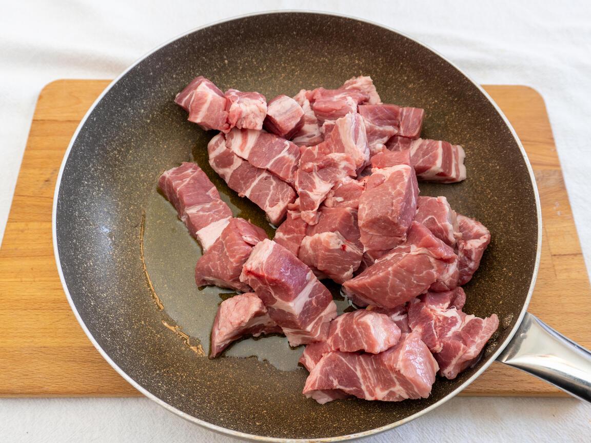Pork stew with beer - step 3