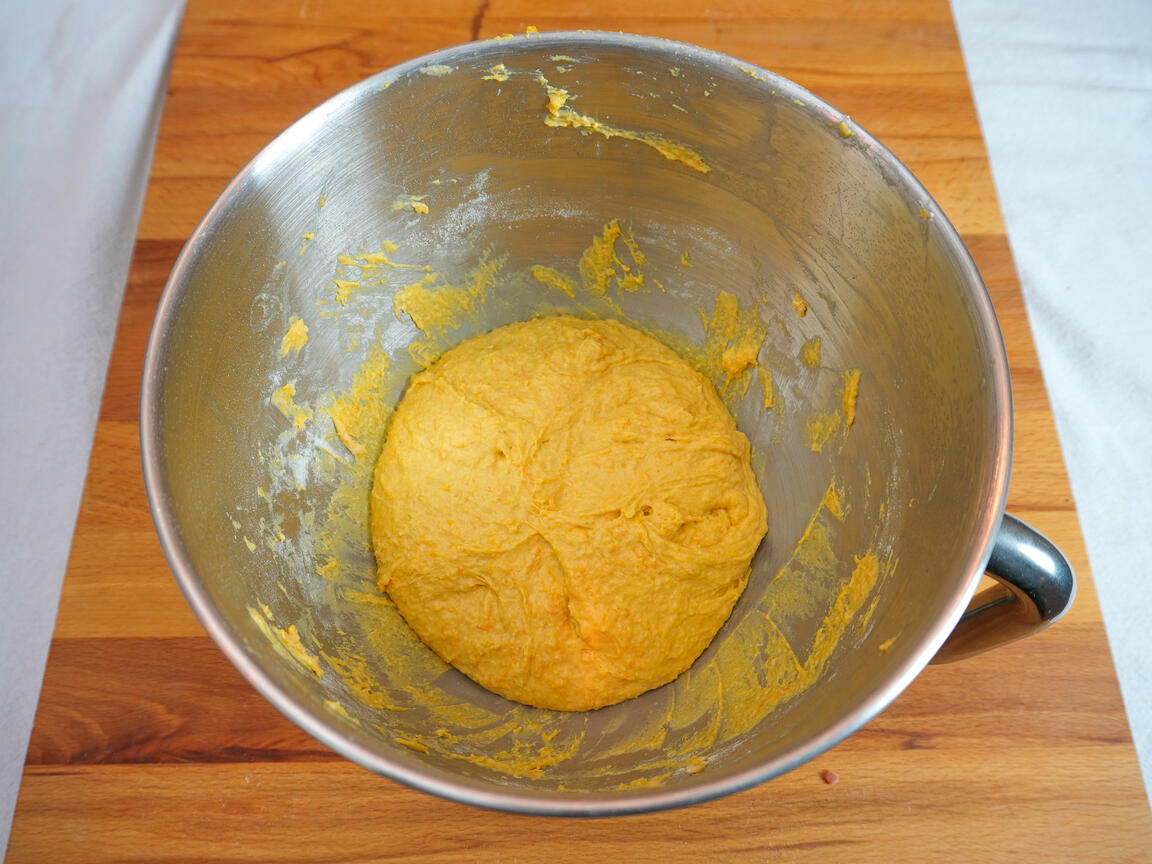Pumpkin gnocchi with taleggio and speck - step 3