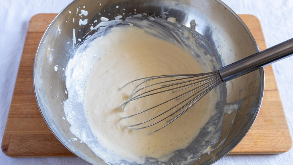 Ricotta and Chocolate Cake - step 5