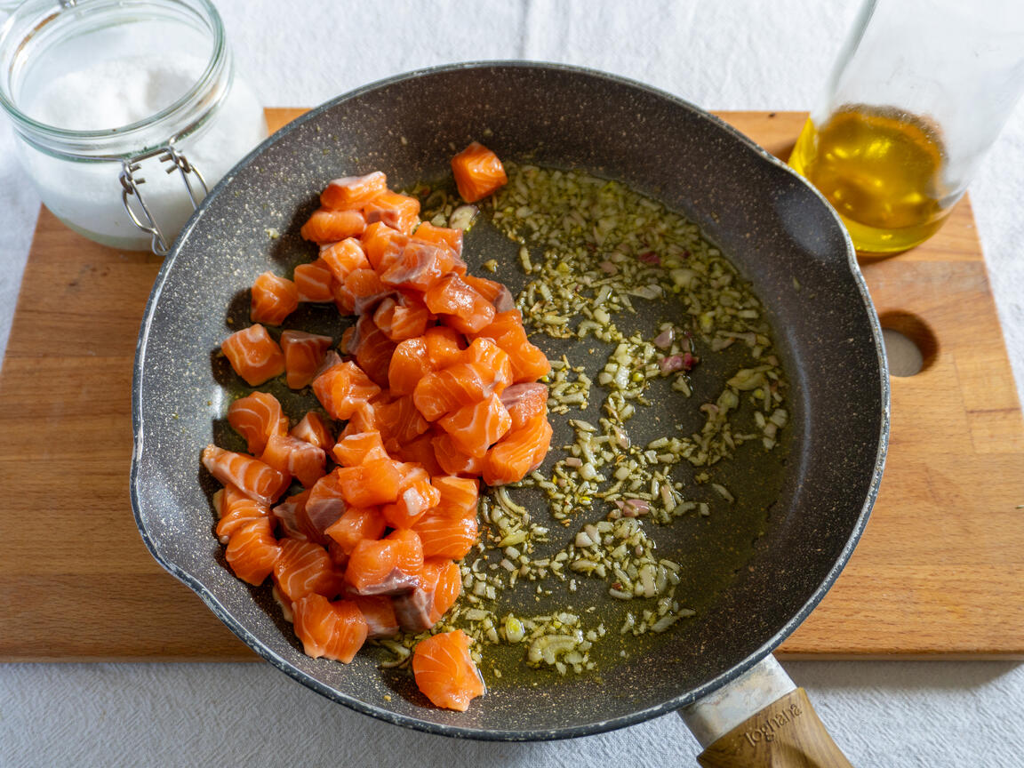 Salmon and Dill Pasta - step 4