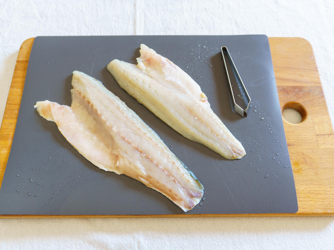 Sea Bass with Lemon - step 1
