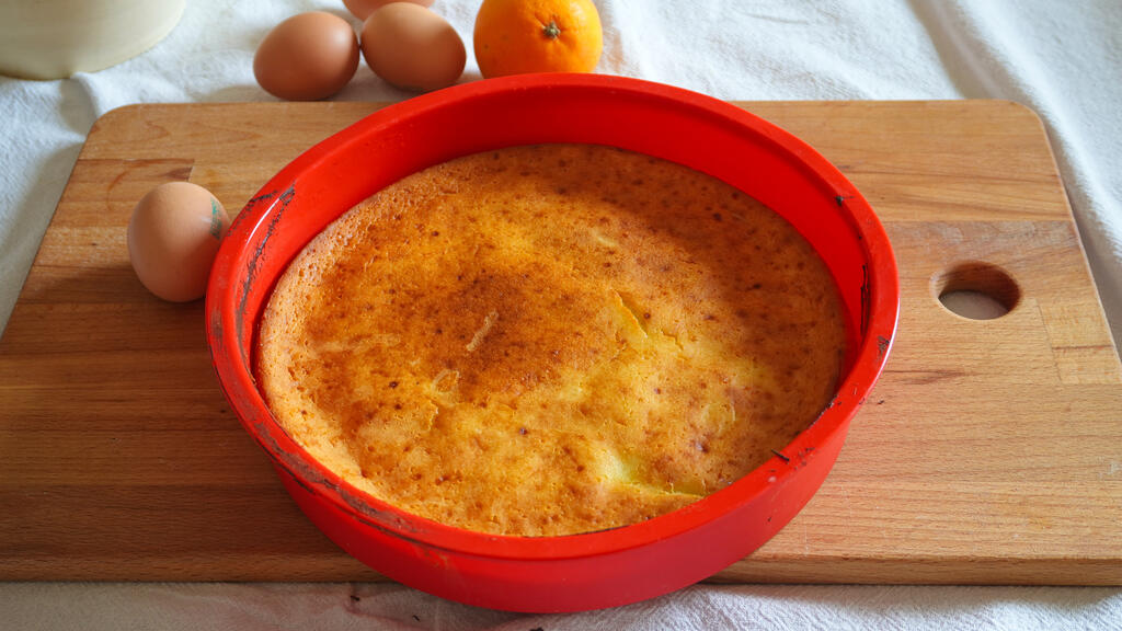 Soft ricotta and orange cake - step 6