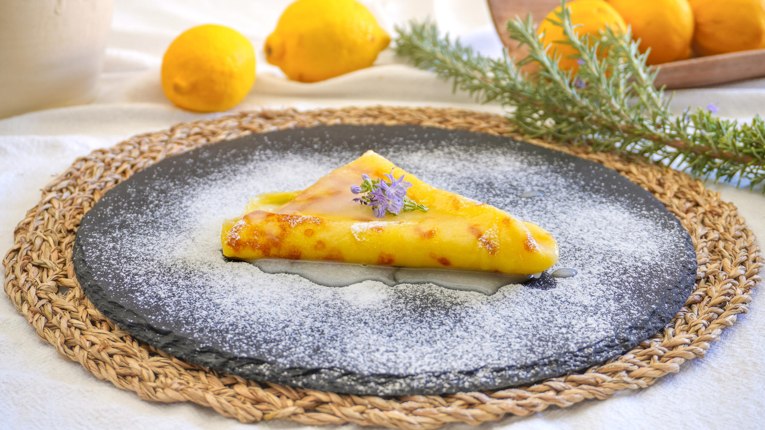 Sugar and lemon crepes