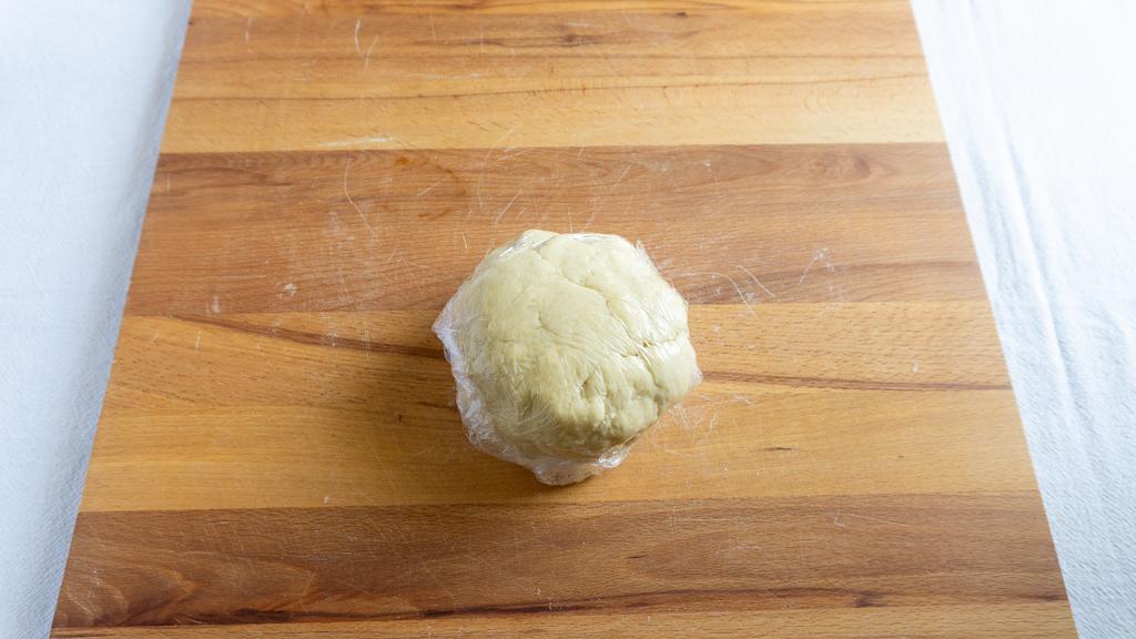 Thin olive oil piadinas - step 3