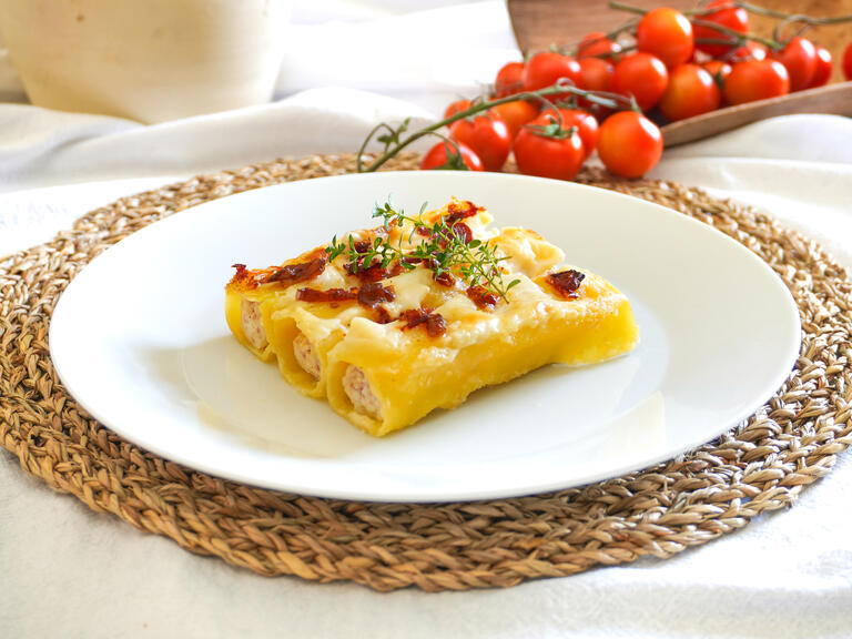 Cannelloni with speck and ricotta
