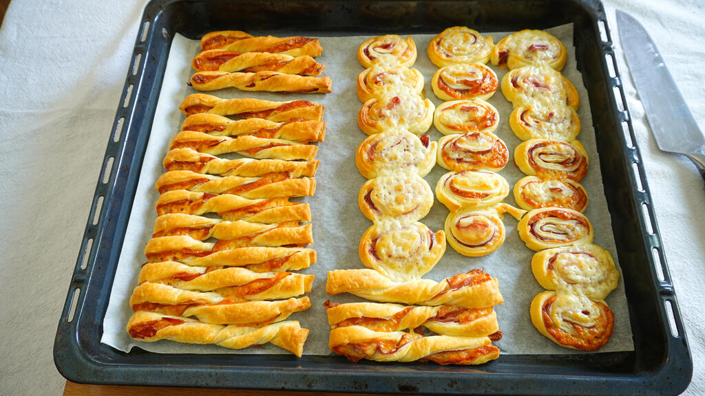 Puff pastry snacks