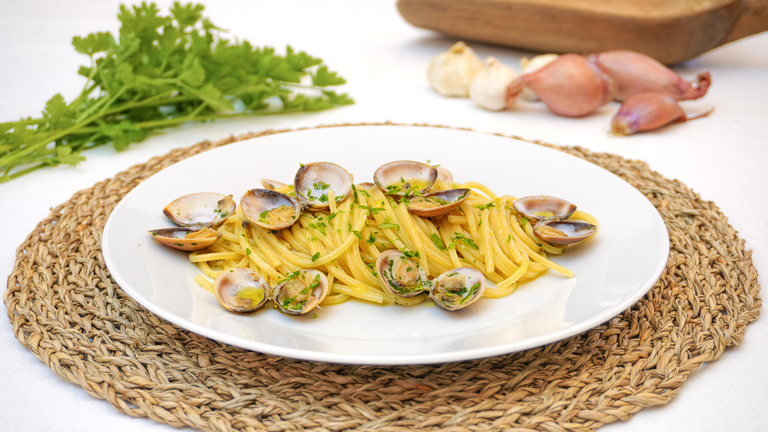 Spaghetti with clams