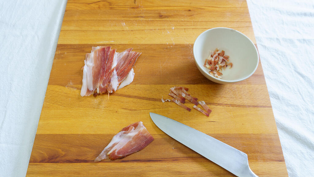Spelt gnocchi with ricotta and speck