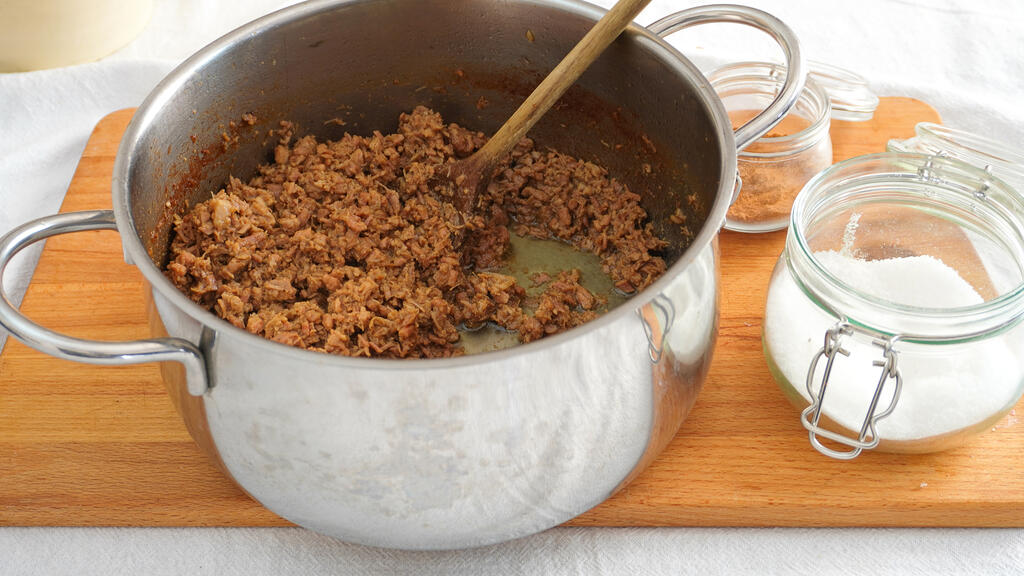 White pork neck ragù