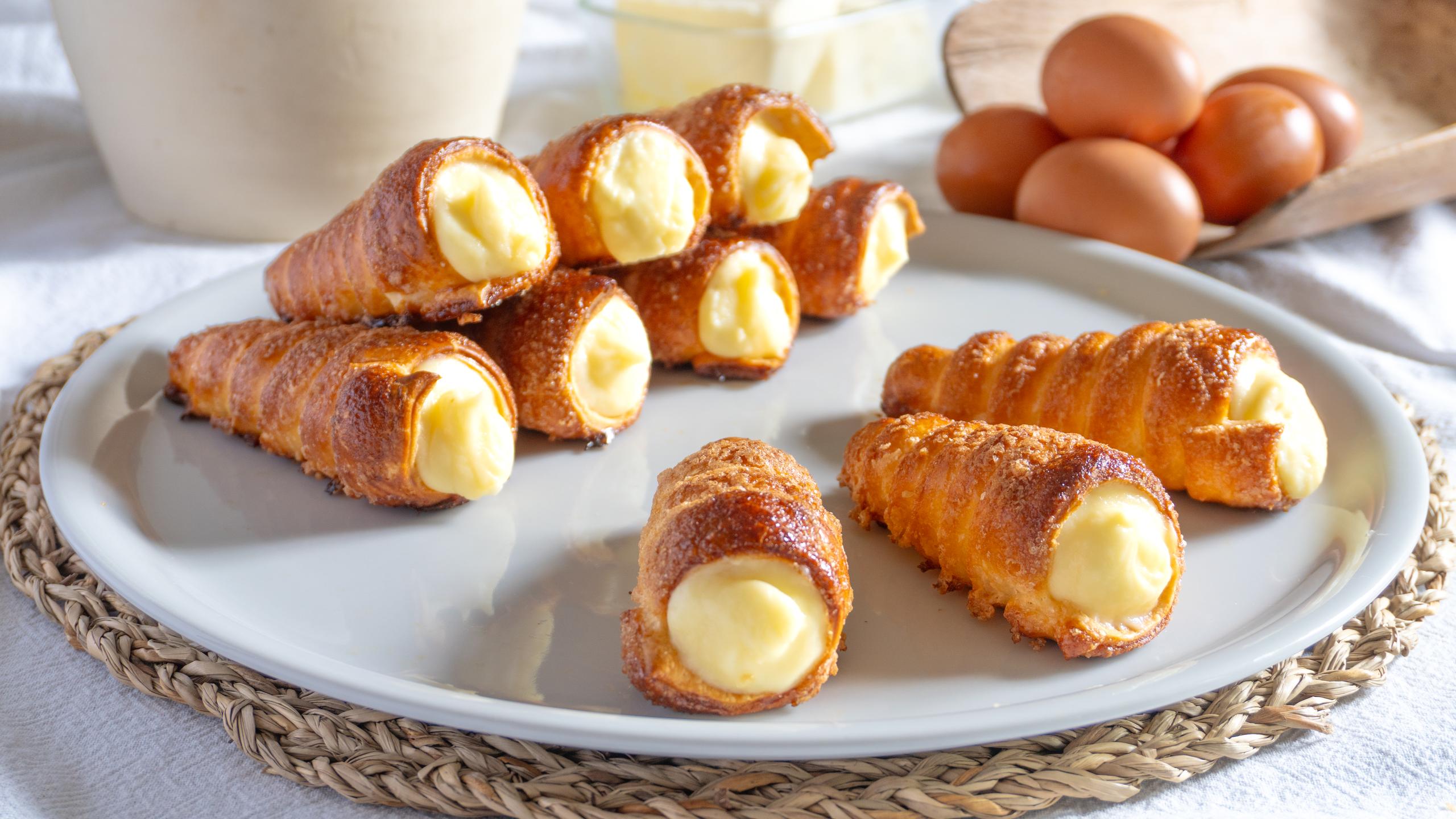 Cañoncitos con crema