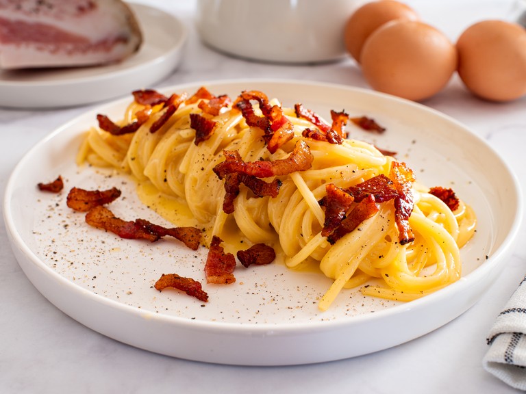 Espaguetis a la carbonara