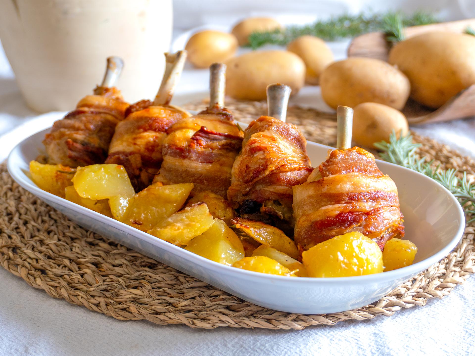 Muslos de pollo con panceta al horno