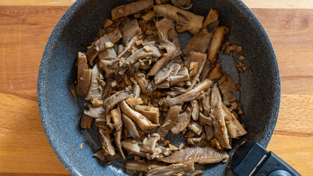 Pasta con setas Pleurotus - paso 5