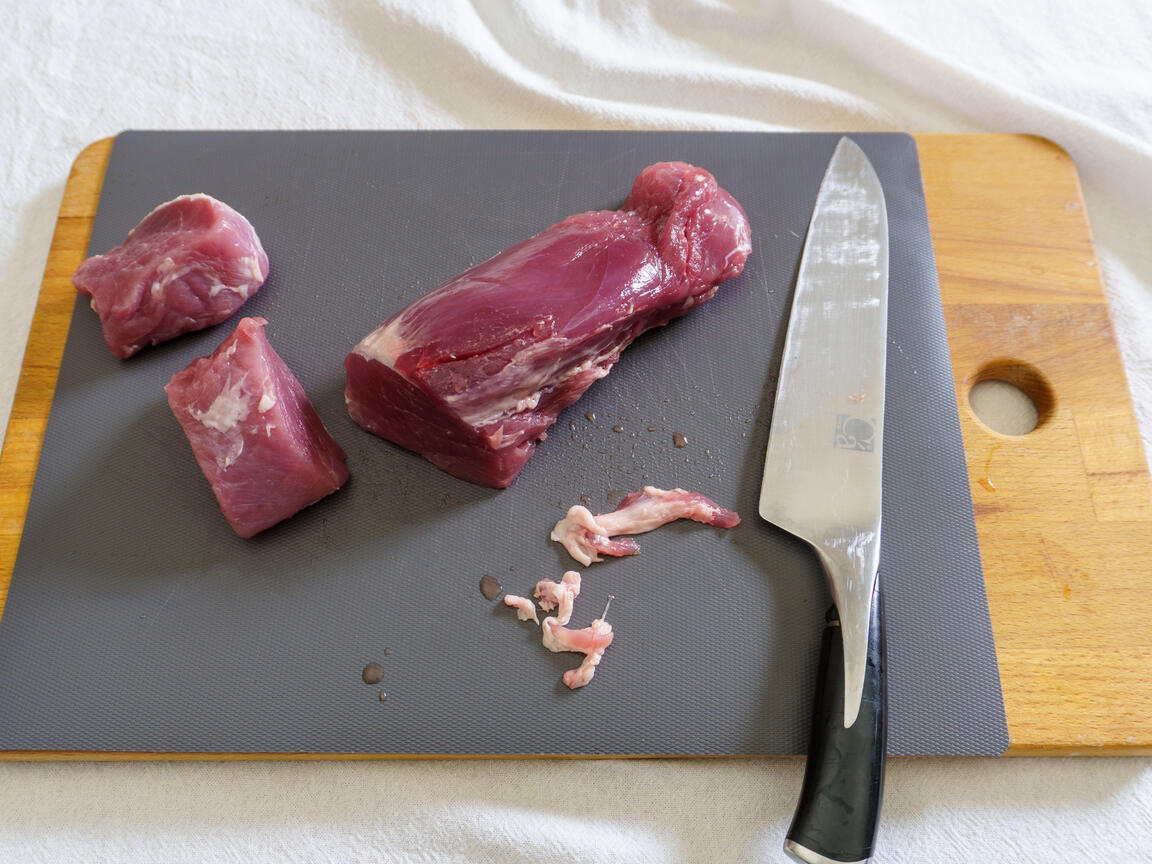 Solomillo de cerdo con manzanas - paso 1